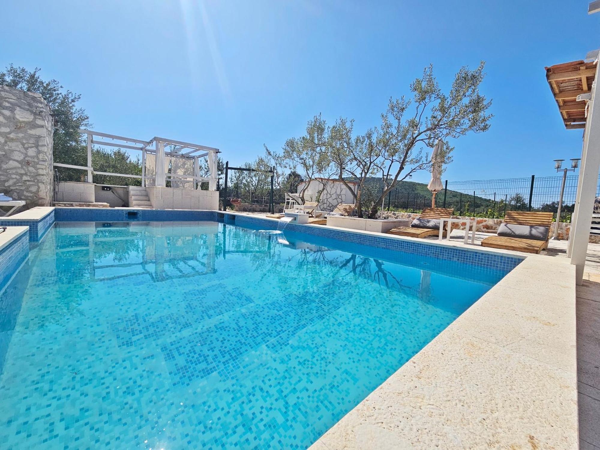 הוילה Gornji Seget Flamingo - House With Private Pool מראה חיצוני תמונה